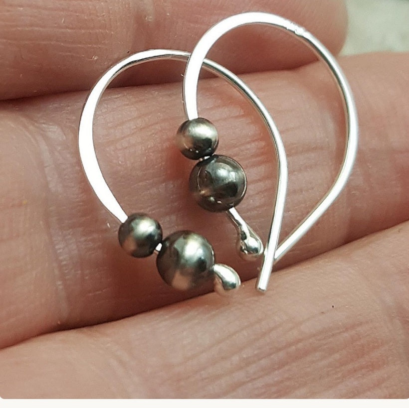 Boucles d'oreilles anneaux en argent sterling : perles en argent sterling oxydé, argent recyclé