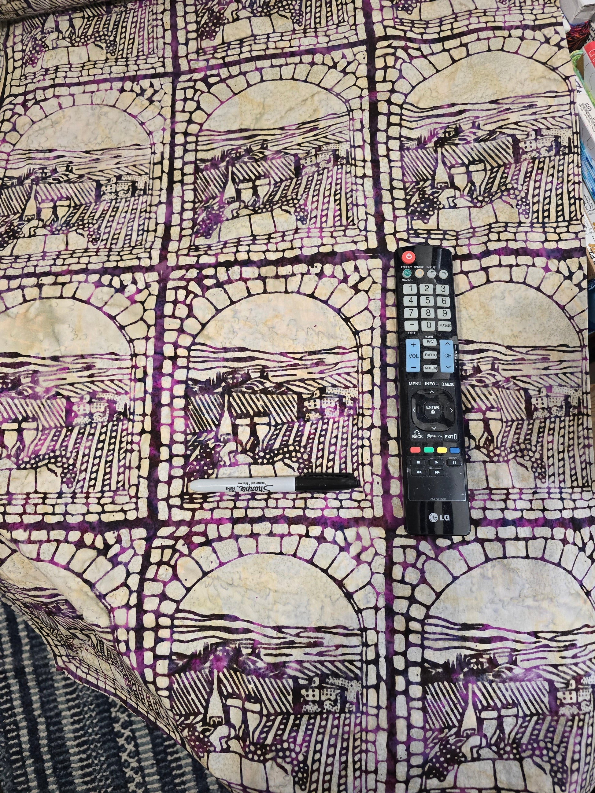 Banyan Batiks - Vin - Tempranillo - Scène du vin - 80220-84