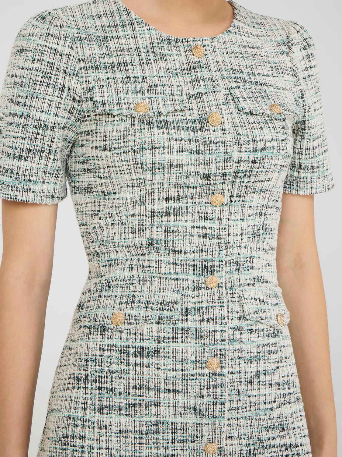 Robe fourreau boutonnée sur le devant en boucle