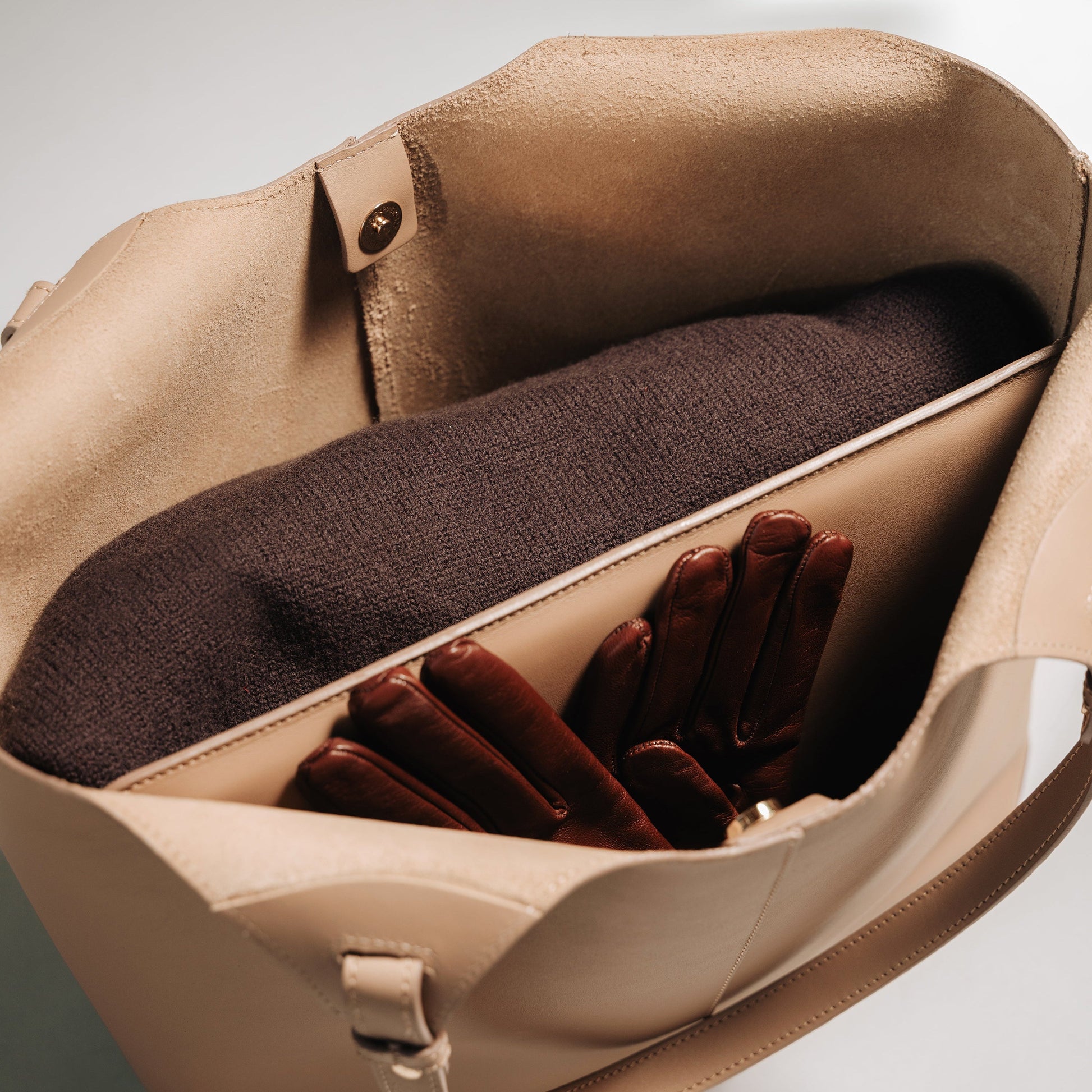 The Lisboa Tote + Laptop Sleeve Set Biscotti