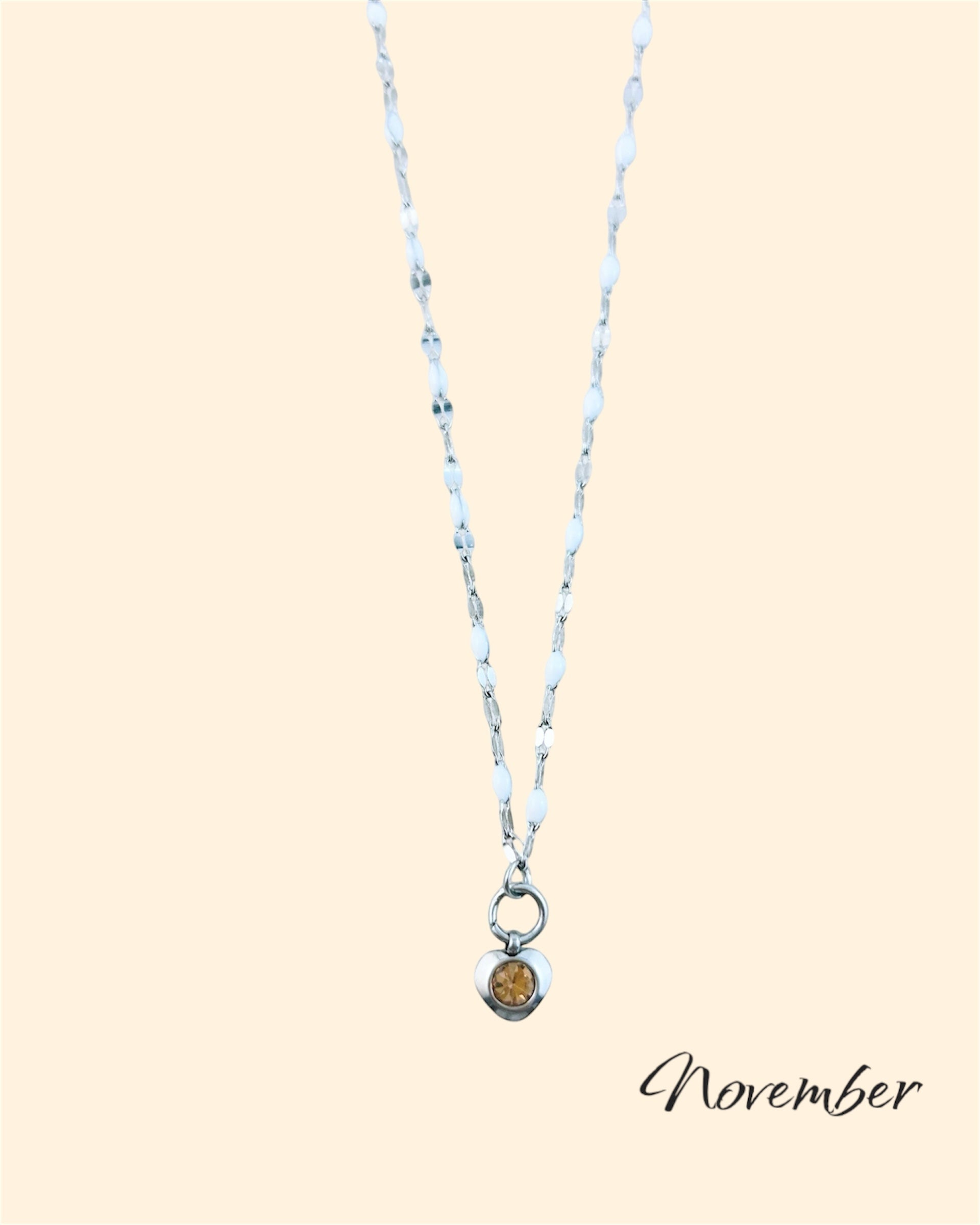 Colliers en argent avec pierres de cœur - différentes couleurs de pierres de naissance