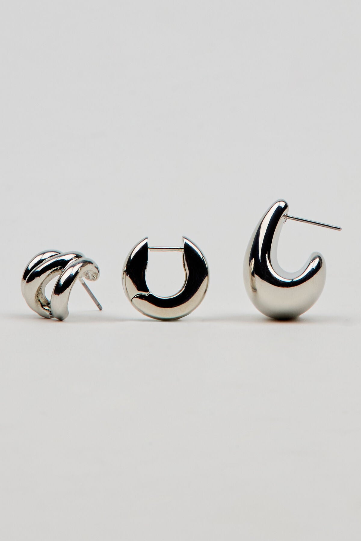 Lot de 3 boucles d'oreilles abstraites
