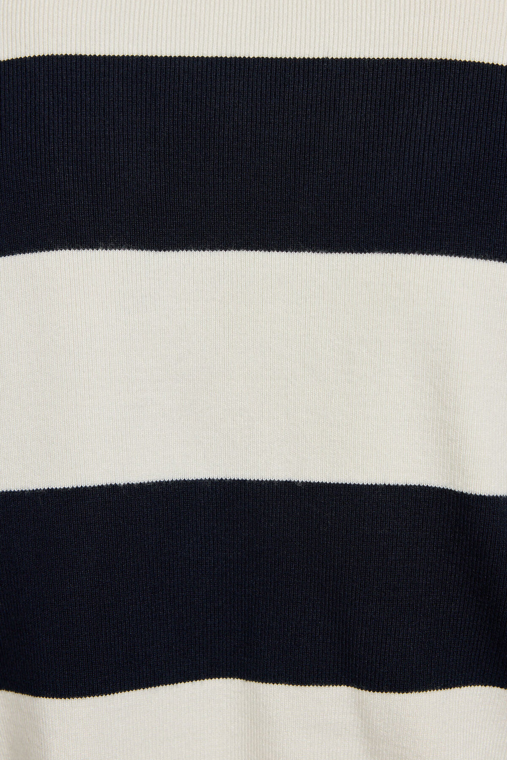 Polo court et carré