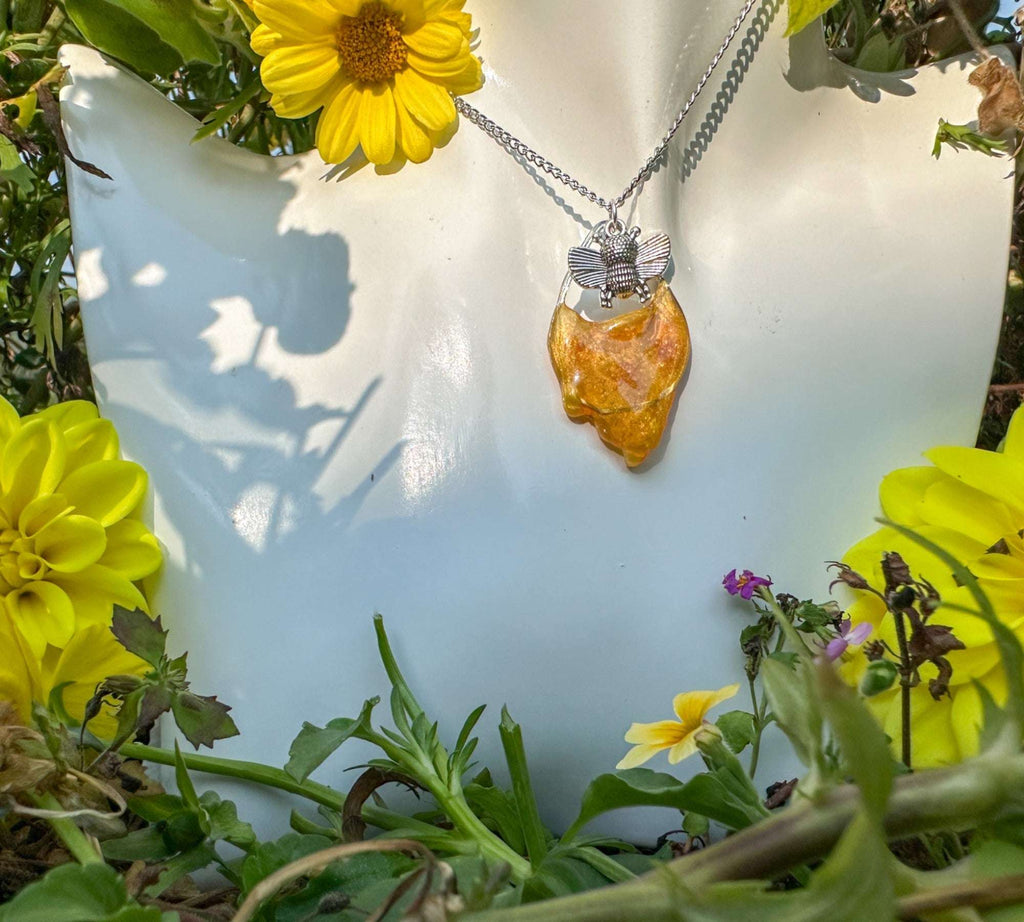 Dripping Honey Teardrop Pendant with Silver Bee Charm –Nature-Inspired