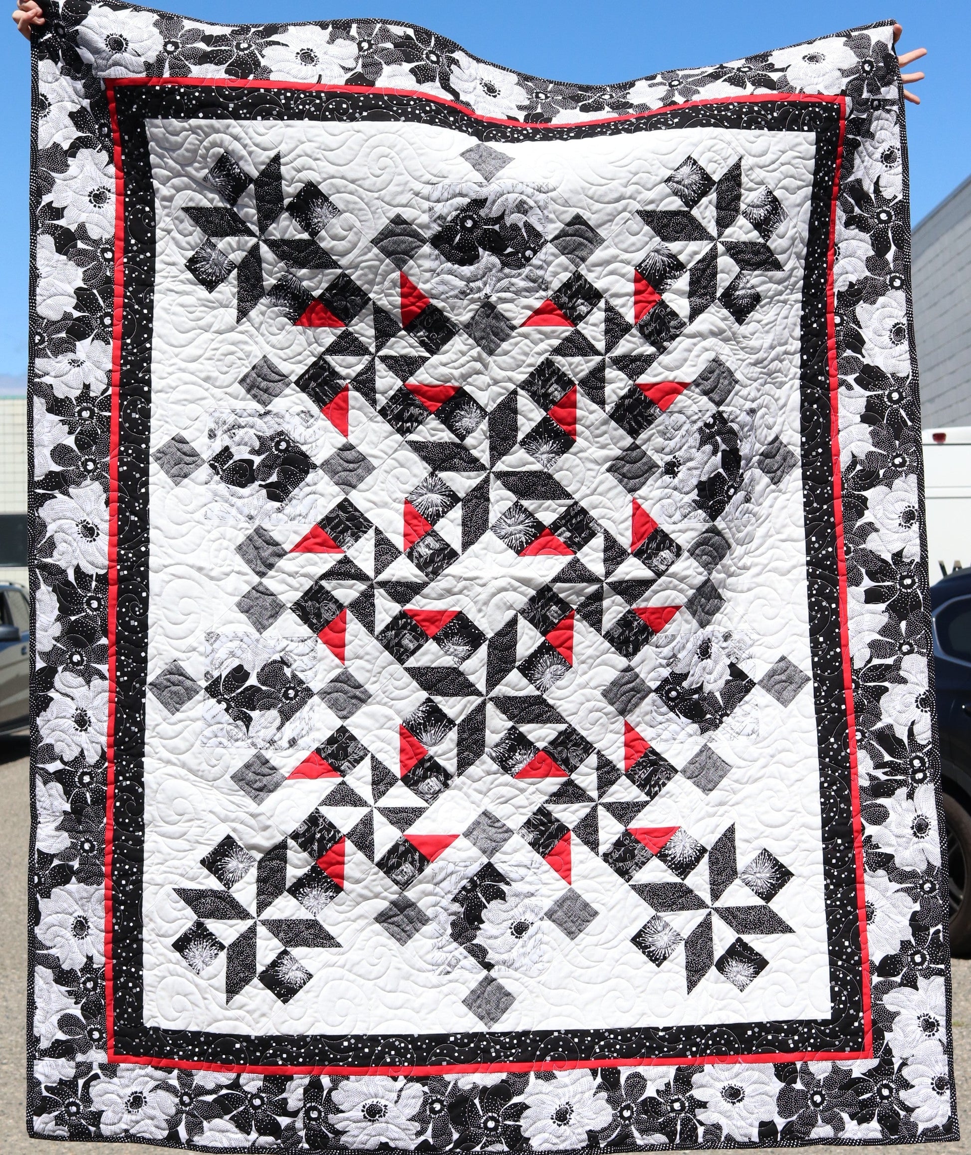 Store Sample- Twin Quilt- Red, White, Black Floral