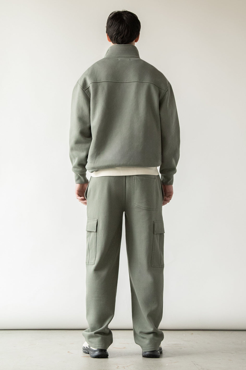 HALF-ZIP SWEATSHIRT
