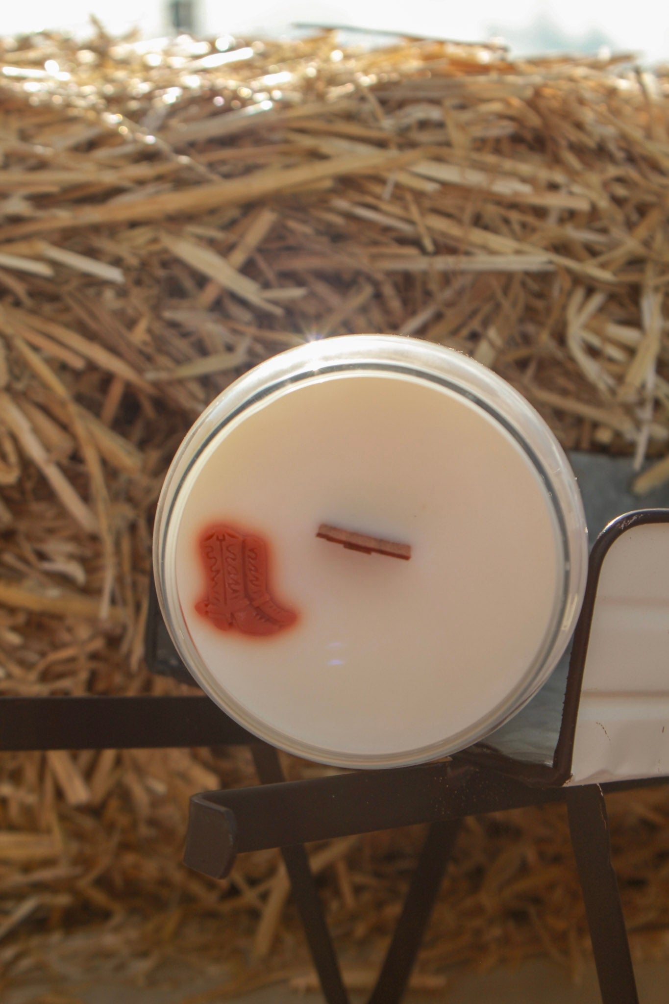 16 oz Soy Candle - Hey Cowboy