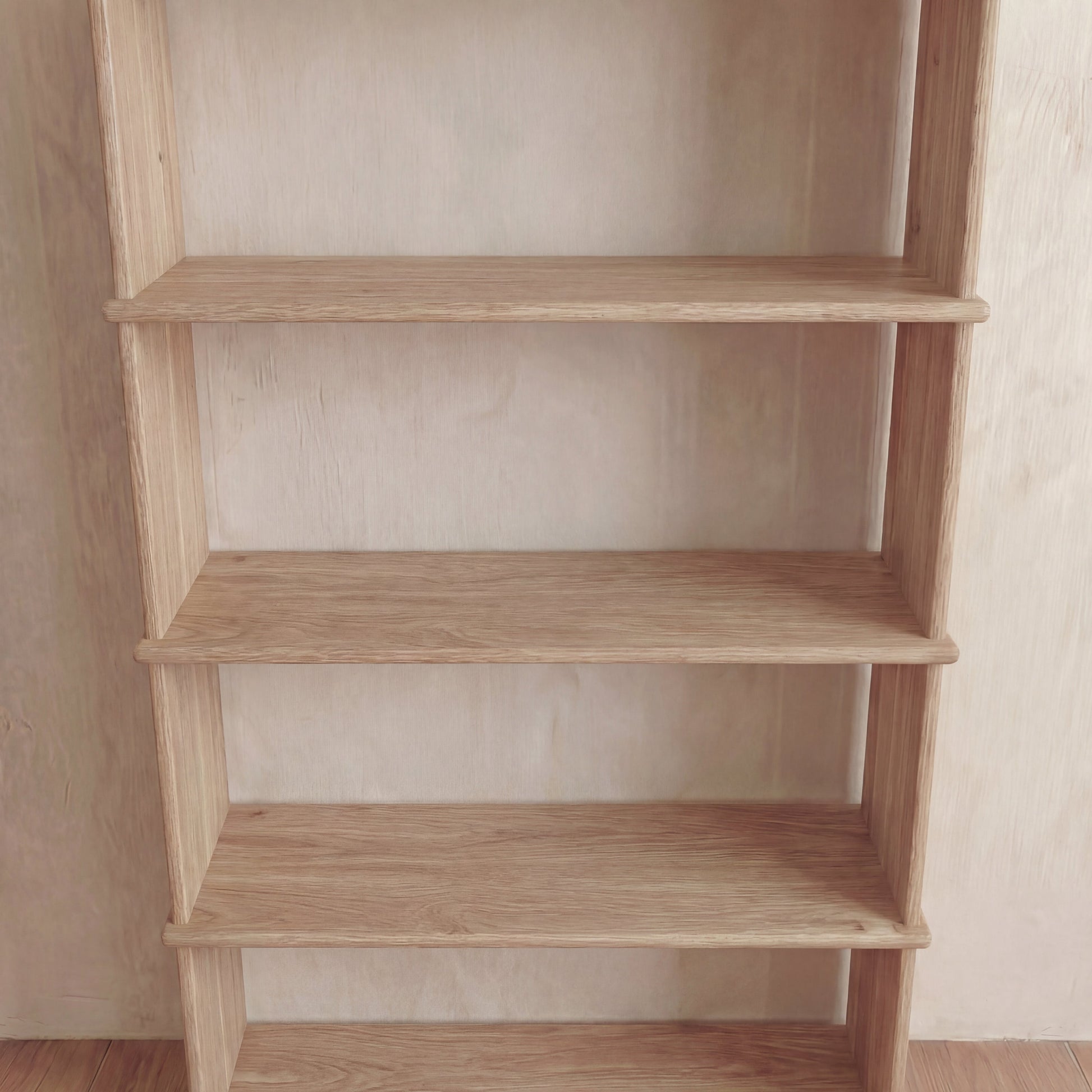 Bibliothèque à 4 étagères en chêne blanc