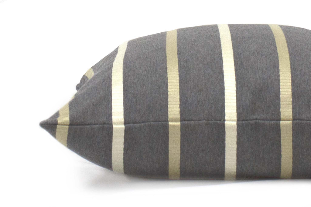 Housse de coussin à rayures mica