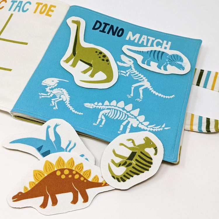 Stacy Iest Hsu - Moda - Stomp Stomp Roar - Cahier d'activités 36" x 60" Panneau 20826 11