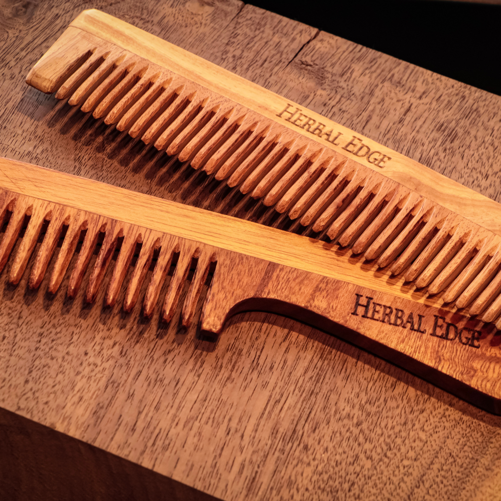 Peigne en bois de neem 