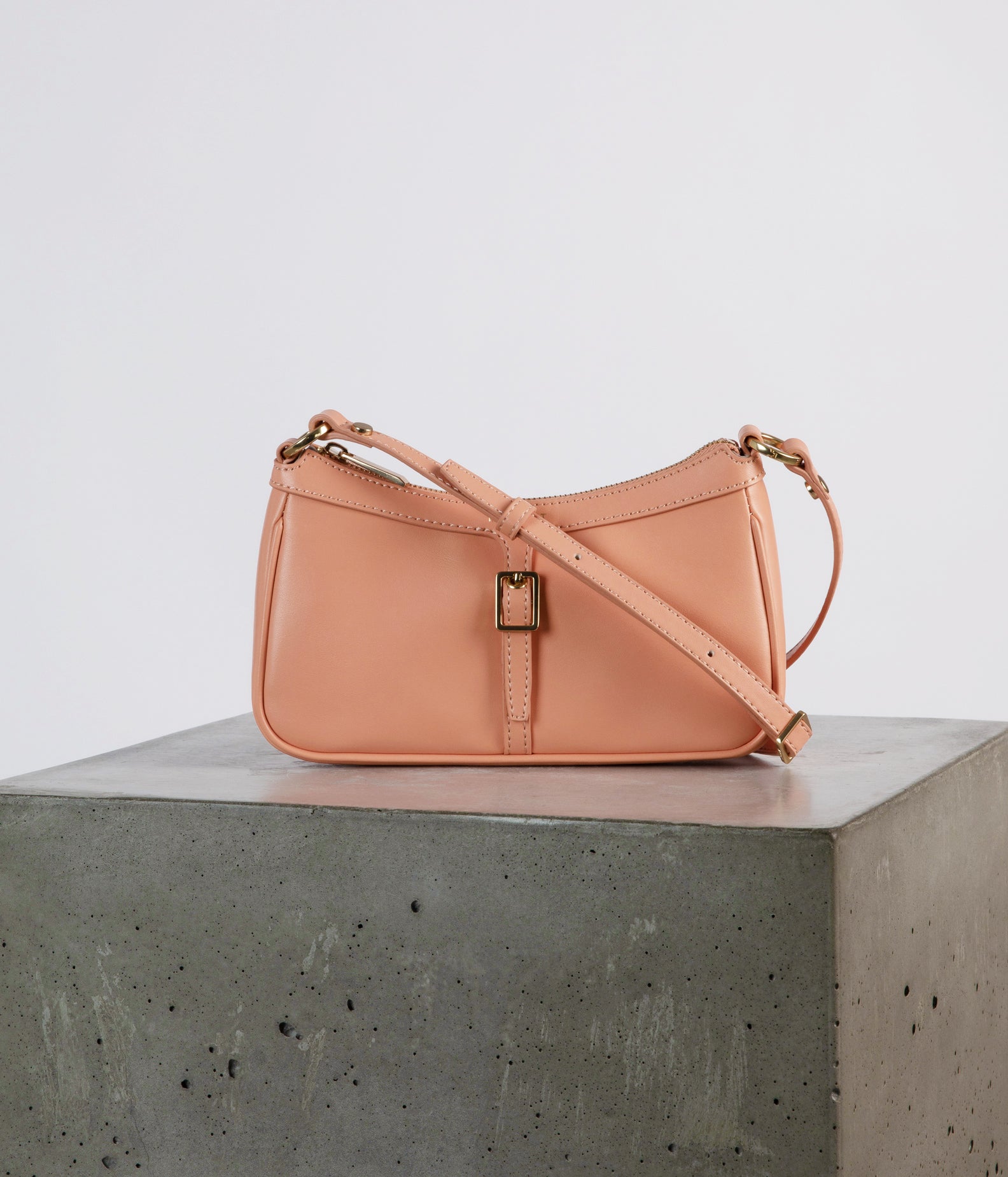 Sac bandoulière vegan VERONA - UPPEAL™