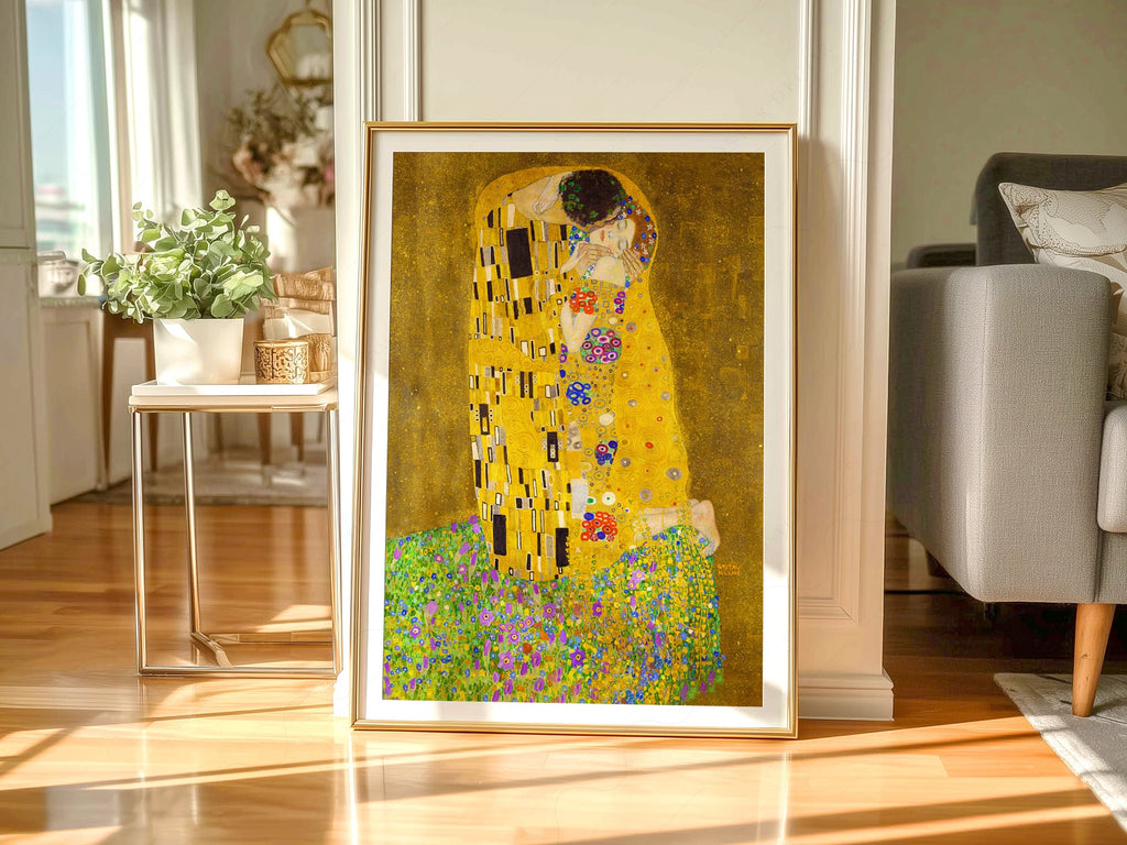 Gustav Klimt The Kiss Art Print – Golden Age Romantic Wall Decor
