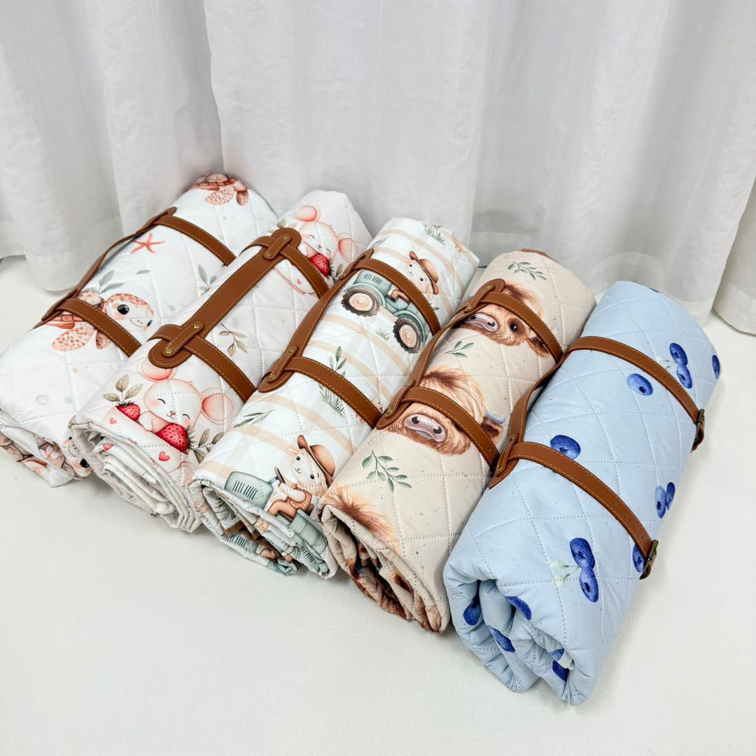 Beach & Games Tablecloth - Blueberries