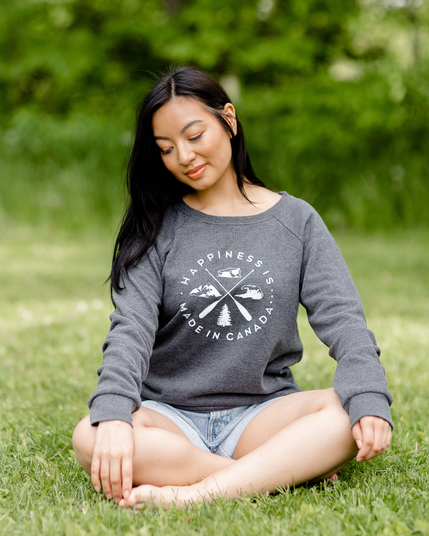 Women's Crest Crew Sweatshirt, Charcoal