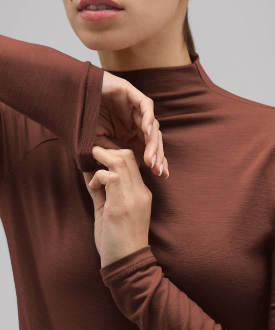 Haut à col montant en laine mérinos pour femme