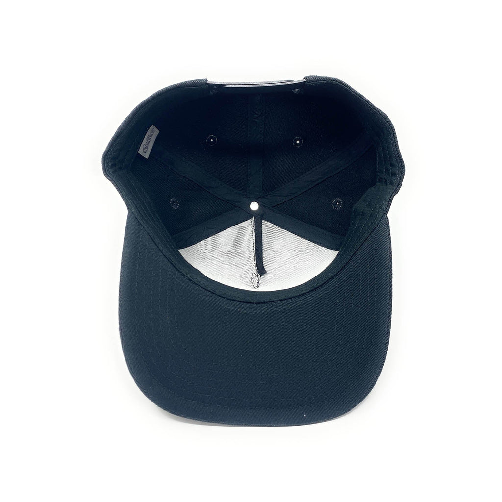 Marvel Avengers - Logo 3D Embroidery - Red/Black - Snapback Cap