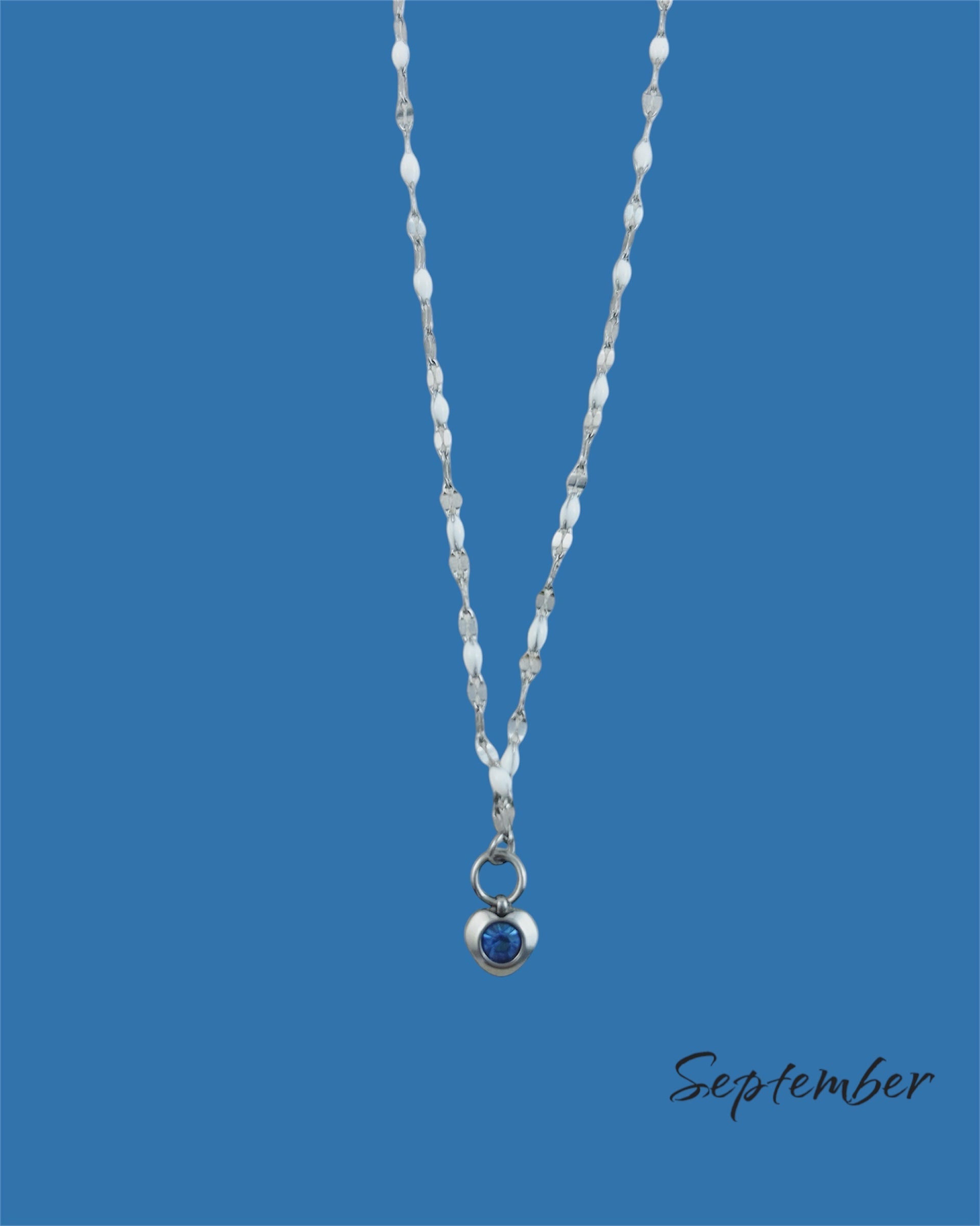 Colliers en argent avec pierres de cœur - différentes couleurs de pierres de naissance