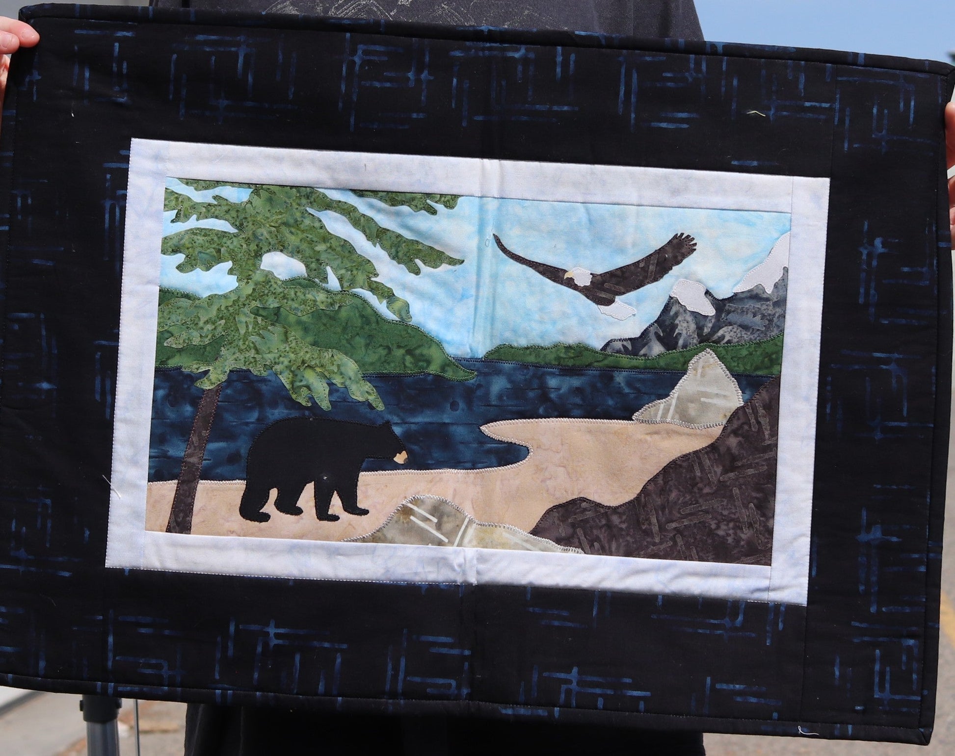 Échantillon en magasin - Tenture murale - Applique ours