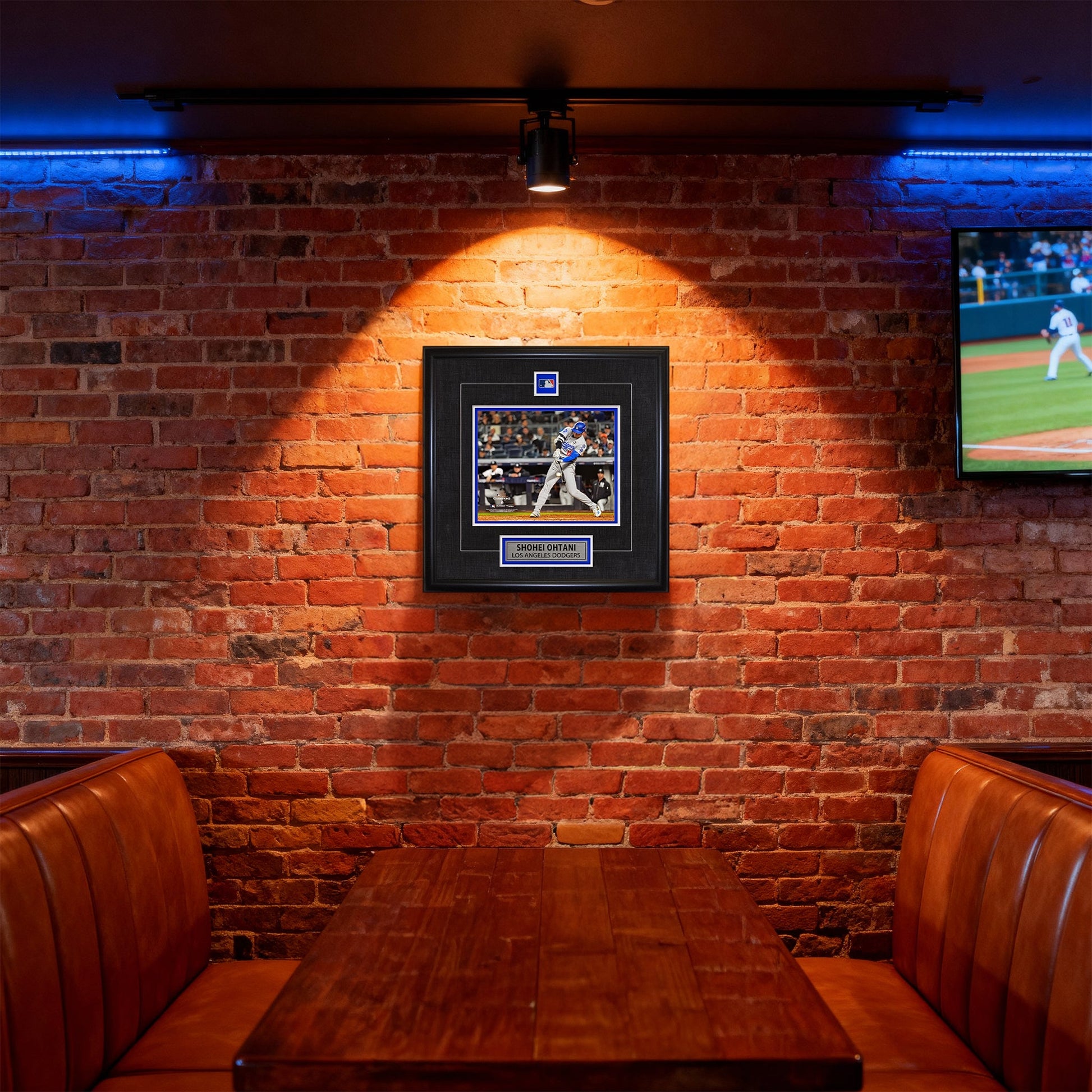 Shohei Ohtani Framed Pin & Plate Dodgers GM 4 WS