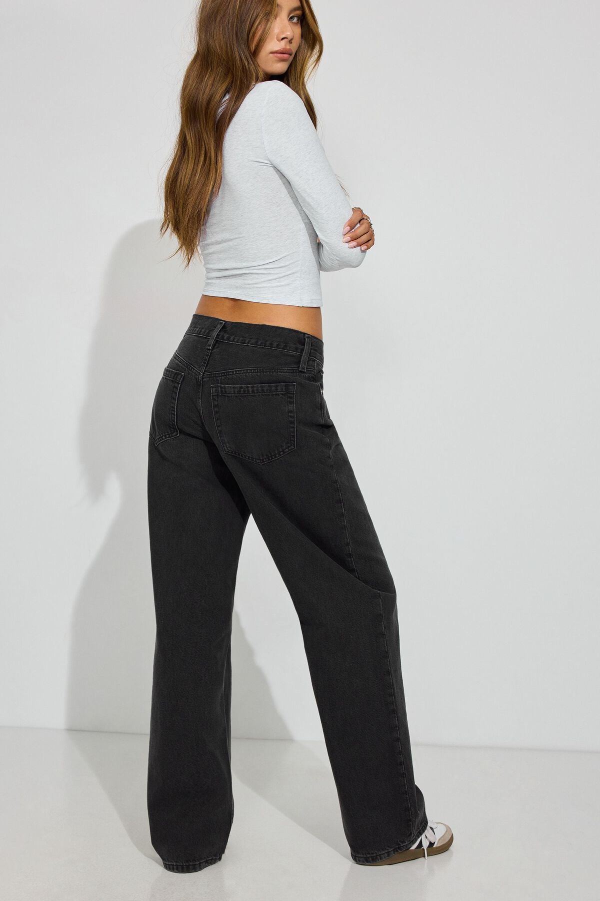 Low Rise Baggy Jeans