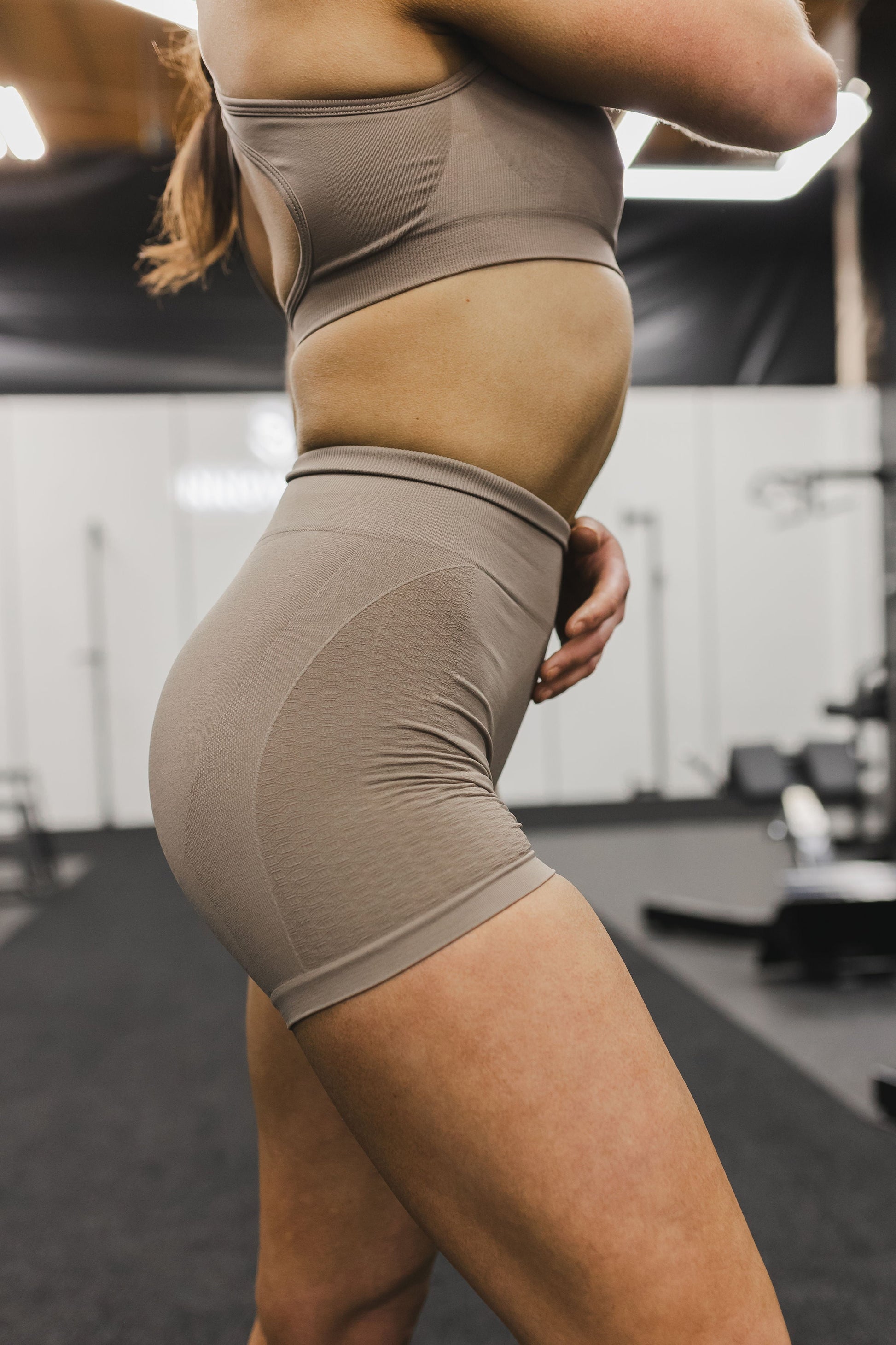 Silhouette Shorts *Mini Scrunch