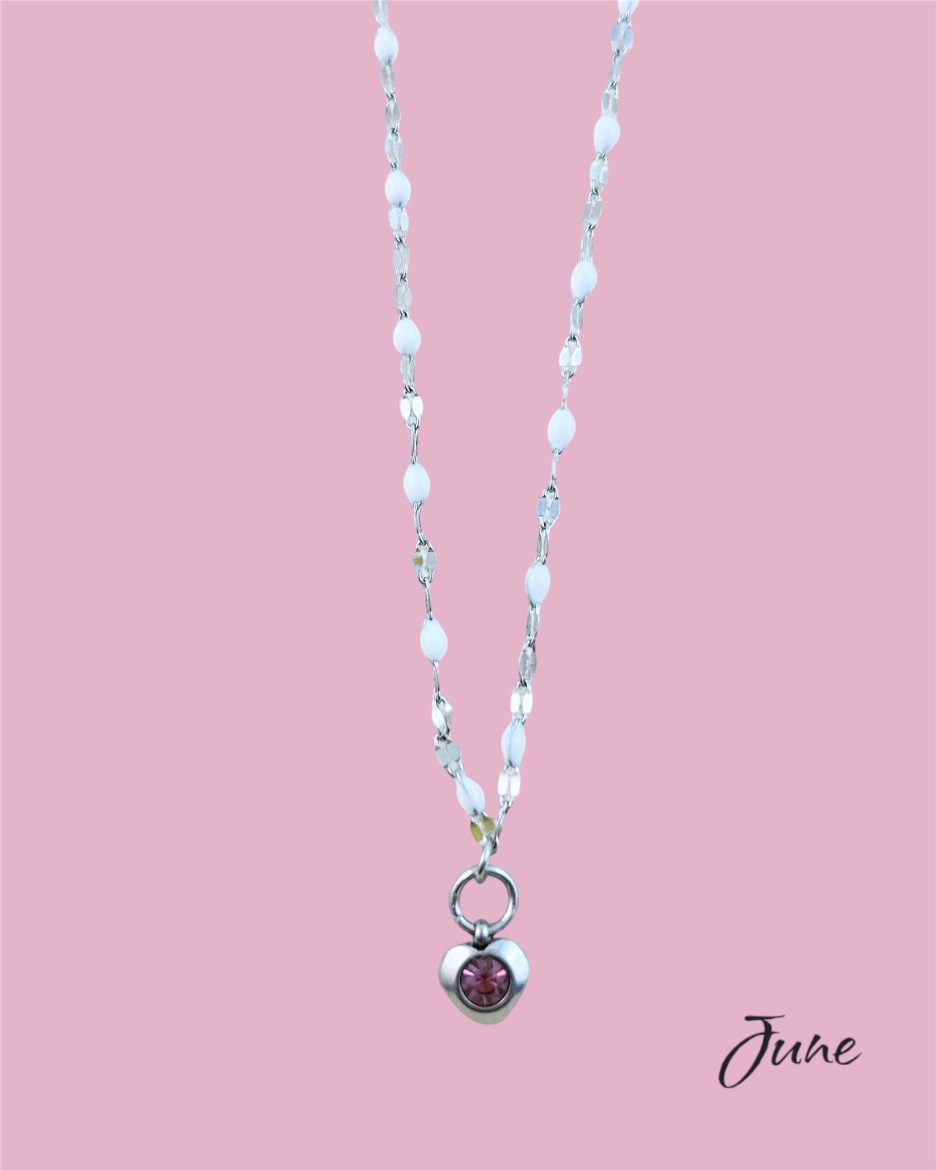 Colliers en argent avec pierres de cœur - différentes couleurs de pierres de naissance