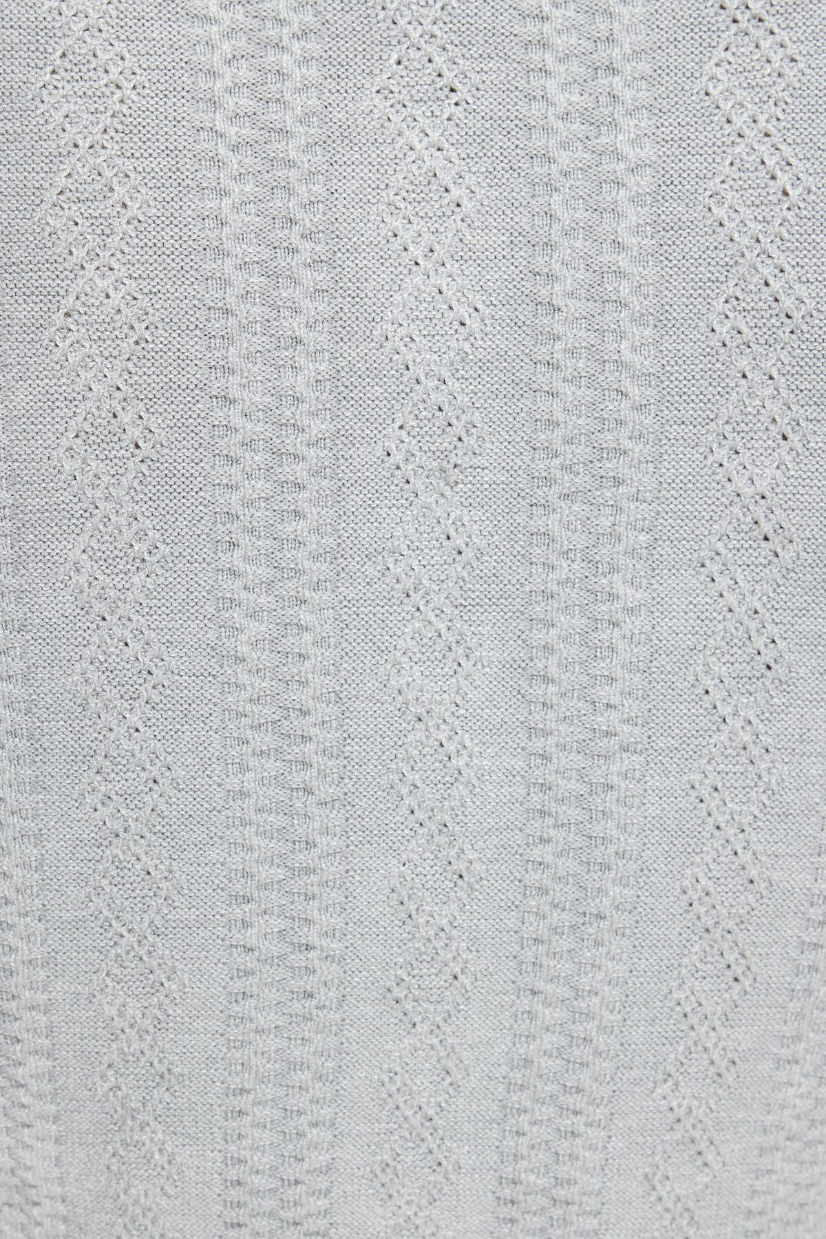 Cardigan en maille torsadée