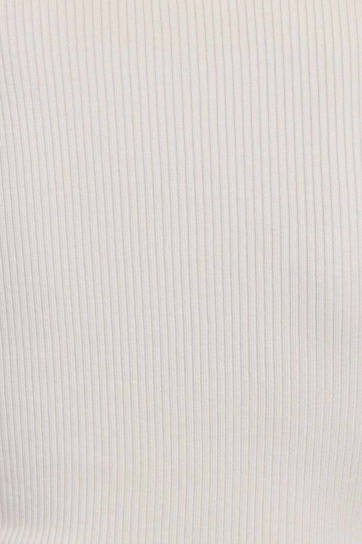 Short Sleeve Peakaboo Top