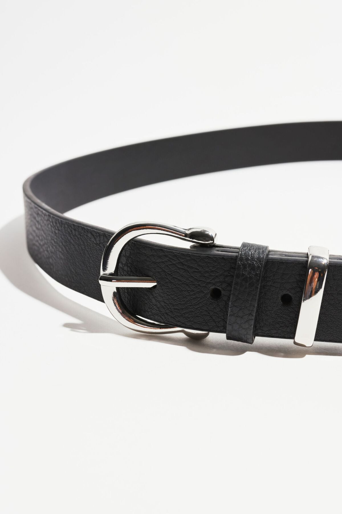 Classic Pin-Buckle Belt