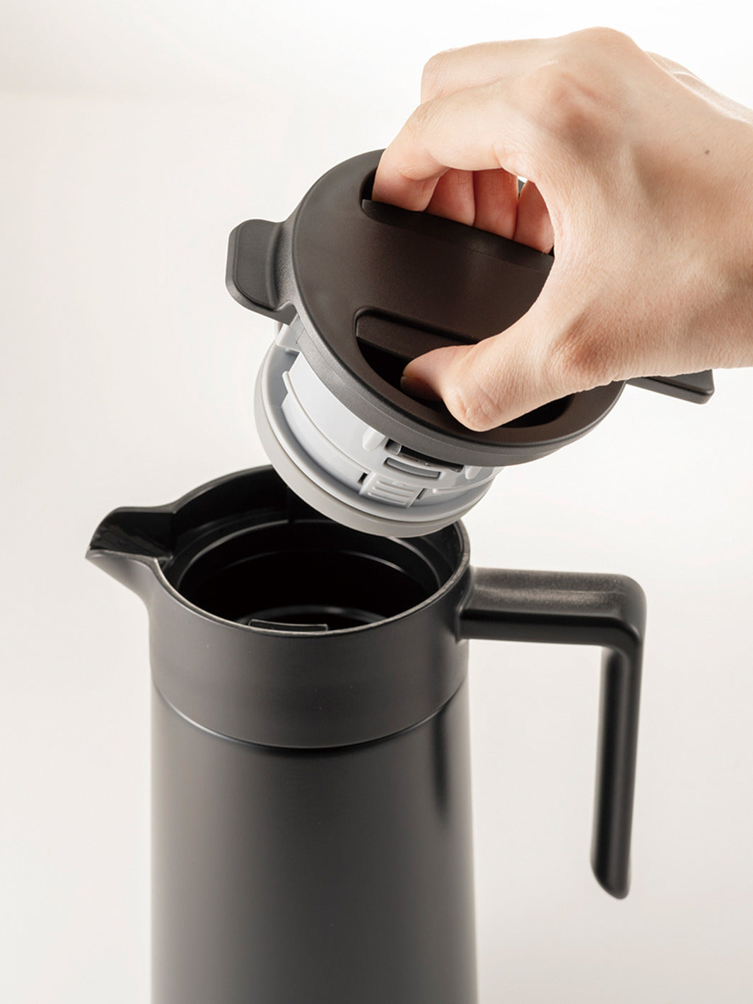 HARIO Double-Walled Thermal Pot (w/ Ceramic Coating) (600ml/20oz)