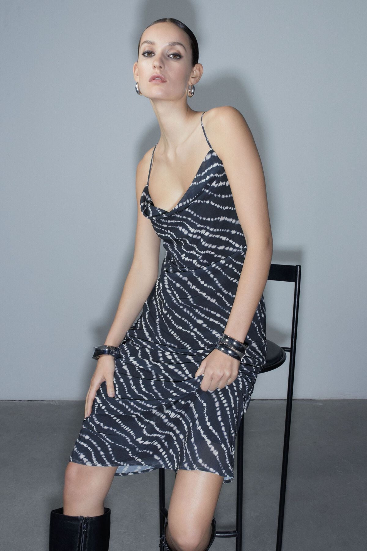 Robe longue à col bénitier Estera