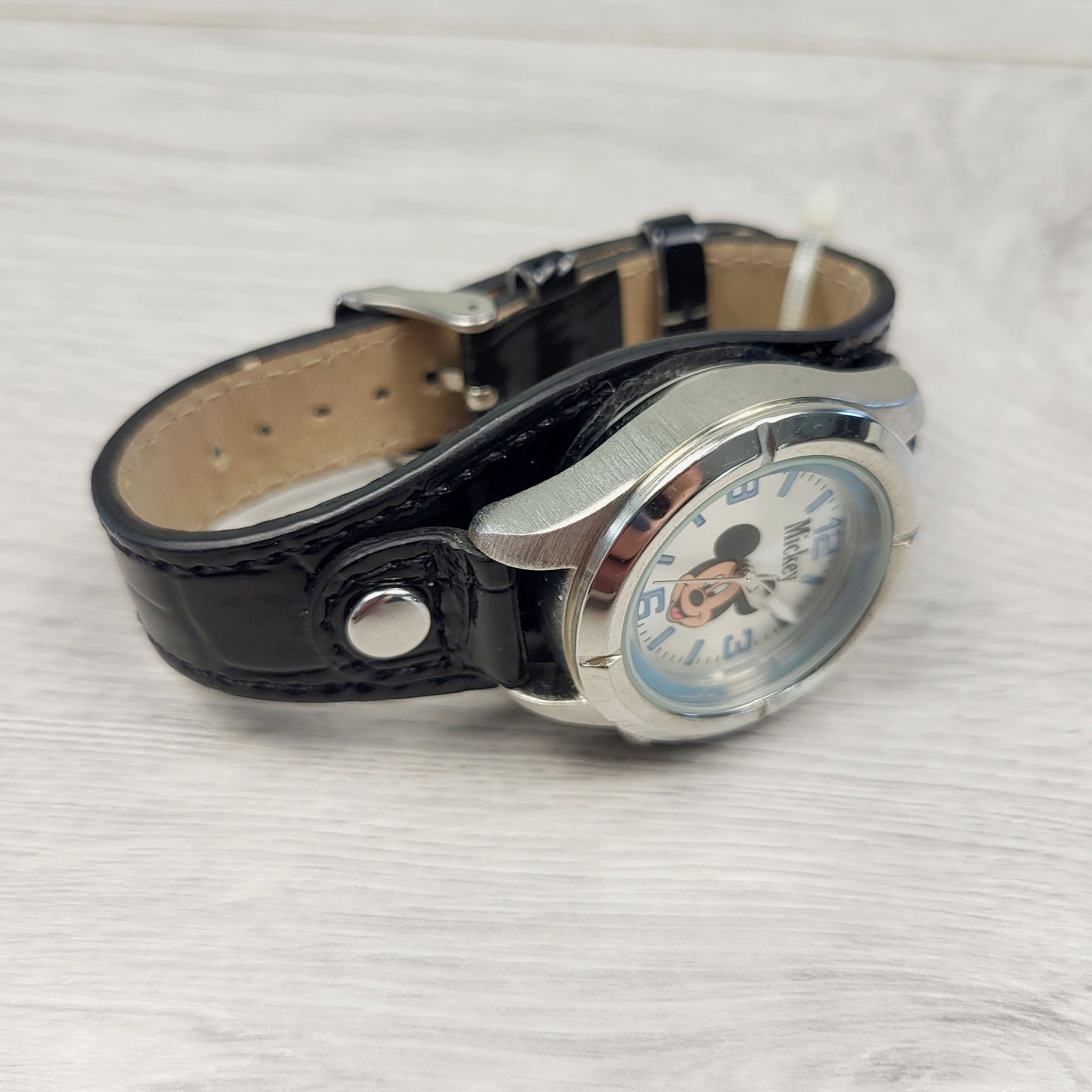 SDAN11 - Montre analogique Mickey Mouse