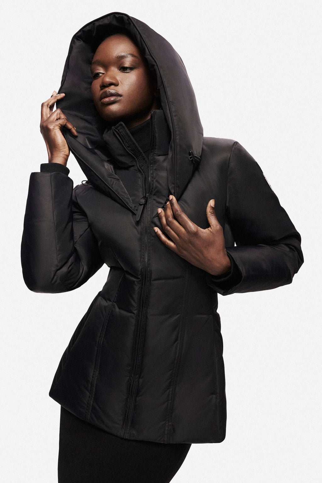 Doudoune moyenne en satin ALANA Tech