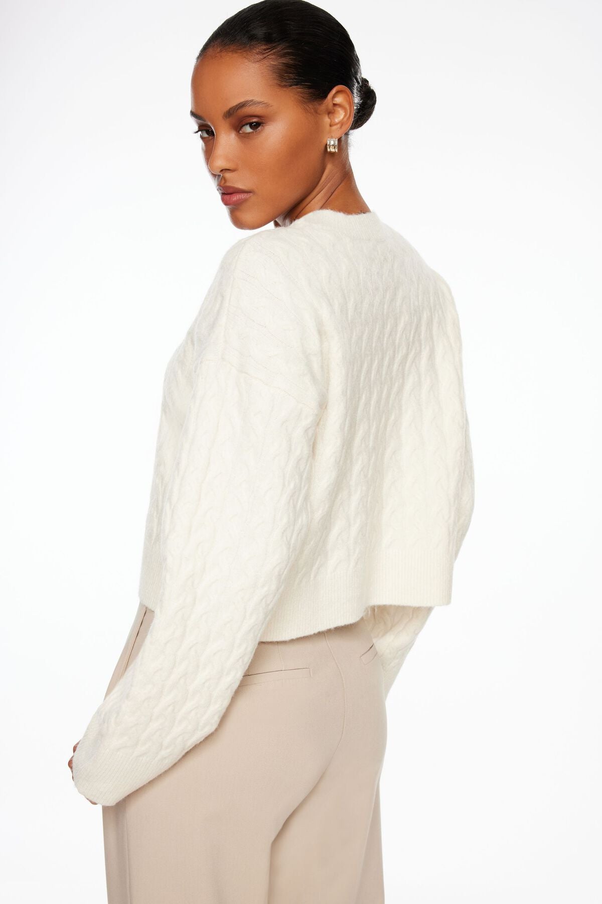 Heavenlyarn™ Cable Knit Sweater