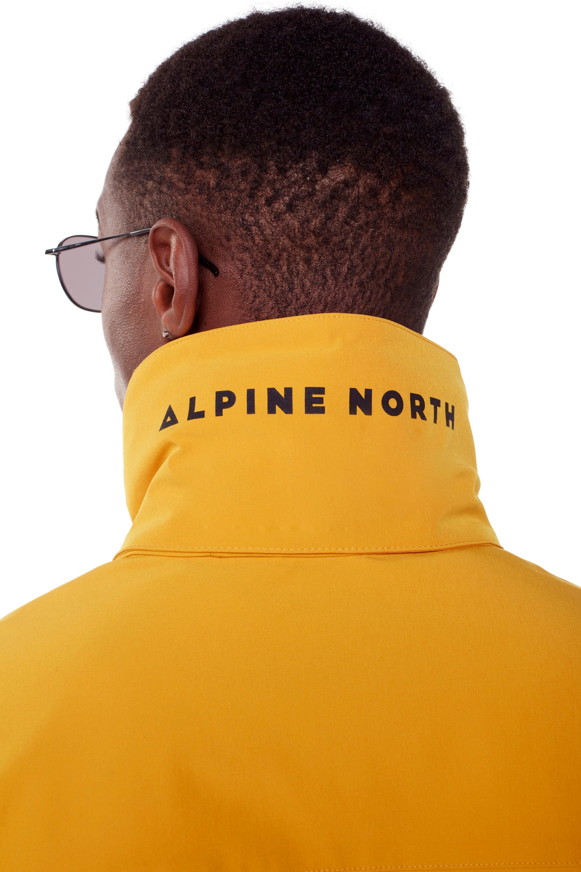 CARMACKS | VESTE DE PLUIE MOYENNE UNISEXE (RECYCLÉE), MOUTARDE