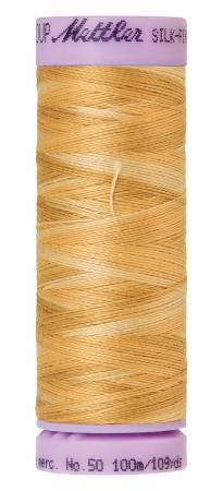 Fil de coton panaché Mettler Silk-Finish 50wt, 109 yd/100 m, paille blanchie