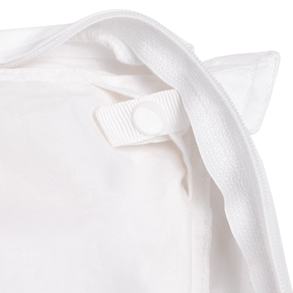 Housse de couette blanche classique