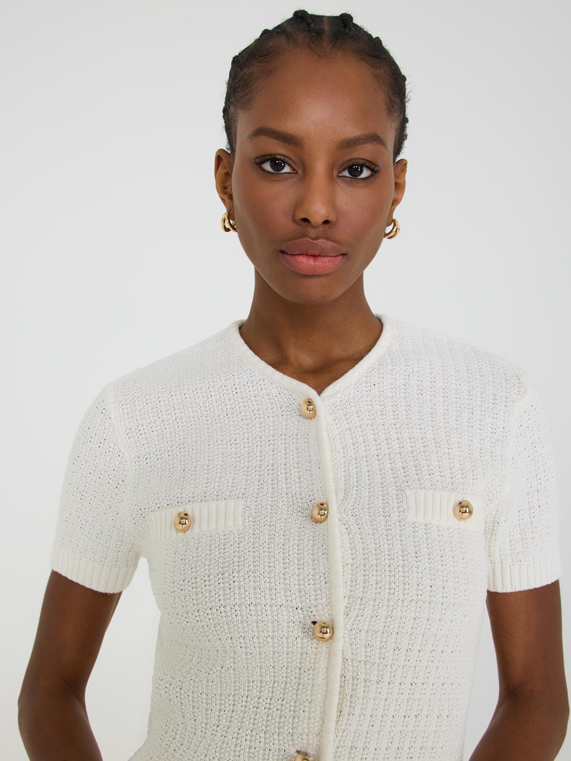 Pull boutonné à manches courtes