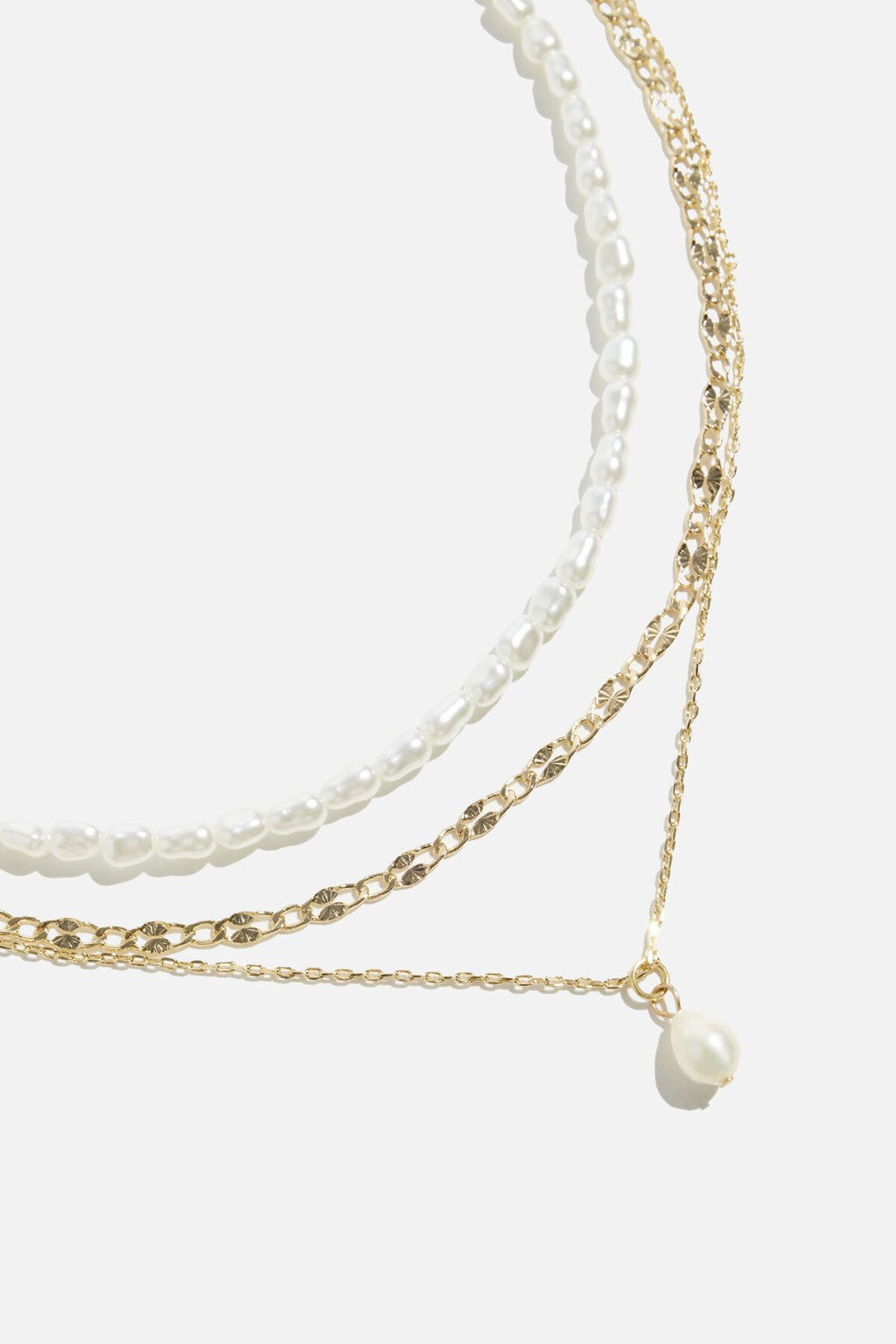 Collier superposé de perles et de chaînes