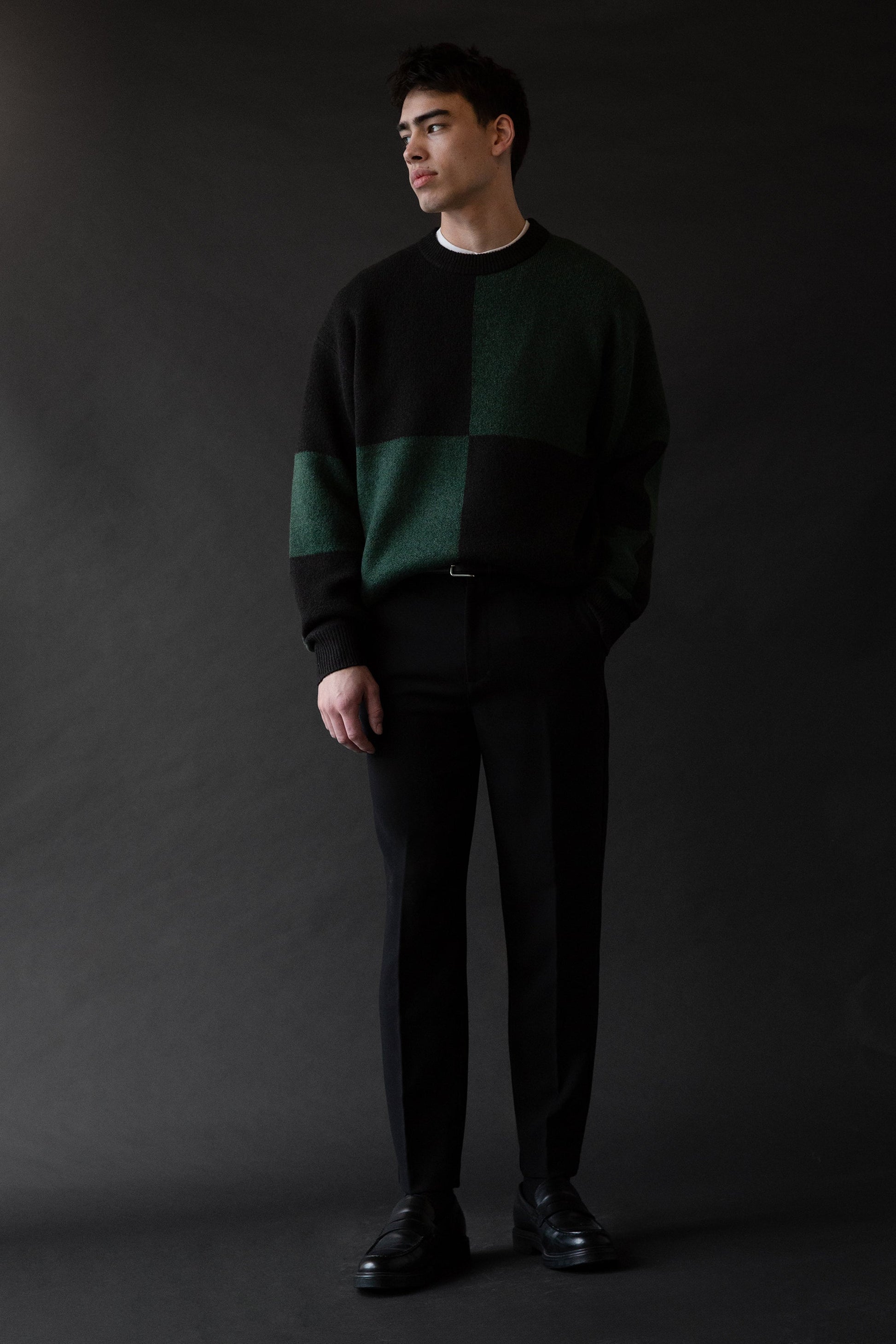 LARGE CHECKERED SWEATER