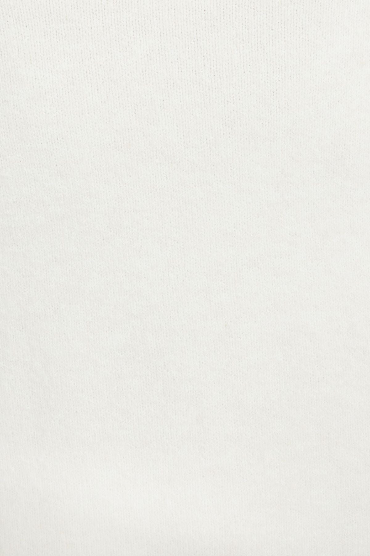 Heavenlyarn™ Cropped Turtleneck Sweater