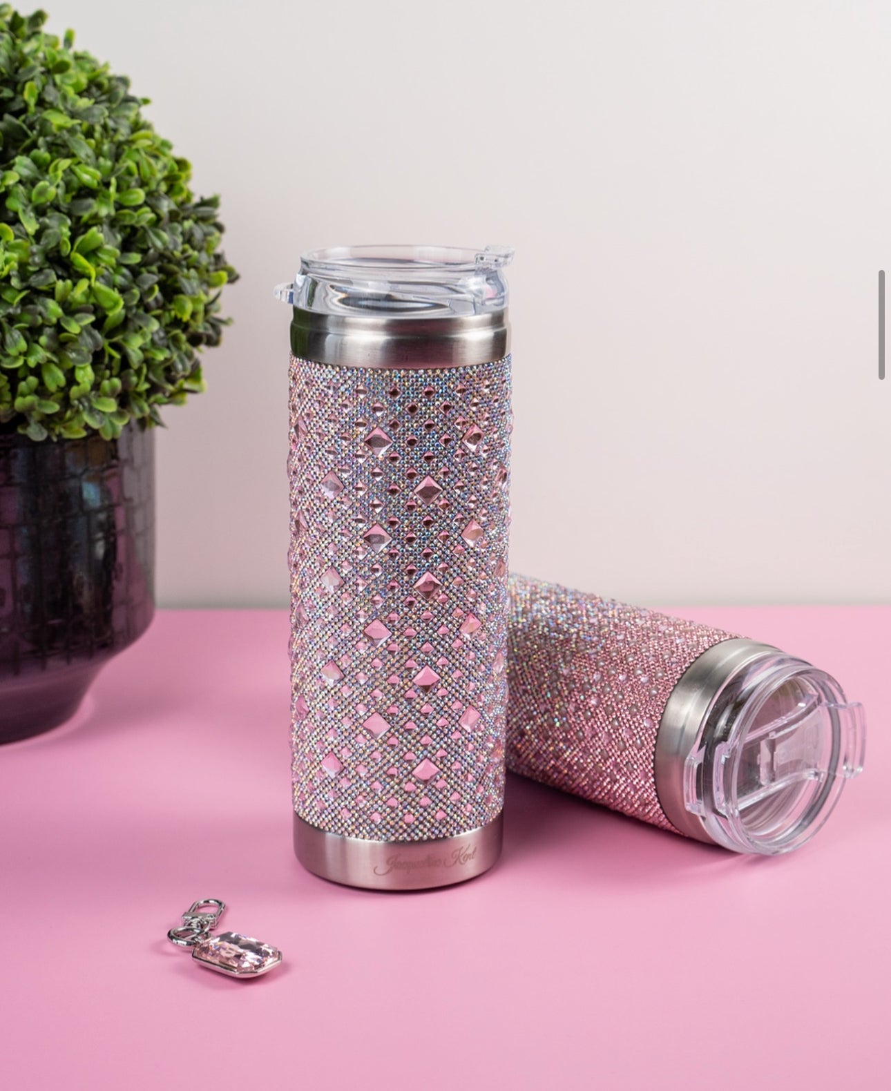 Gobelet en acier inoxydable orné de cristaux de 59 cl – Rose bébé