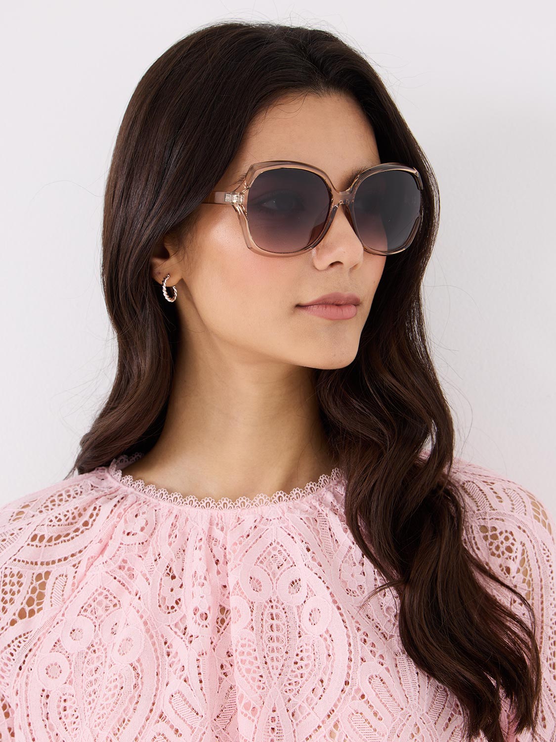 Lunettes de soleil à monture transparente surdimensionnées