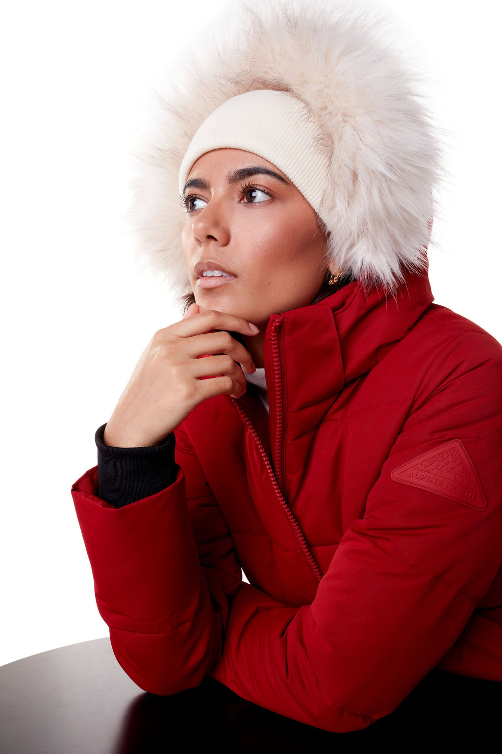 KLUANE | PARKA ULTRA LONGUE EN DUVET VÉGAN POUR FEMME (RECYCLÉE), ROUGE FONCÉ