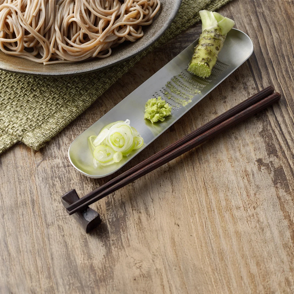Râpe à plateau Eatoco Oros – Râpe japonaise en acier inoxydable pour gingembre, wasabi et fromage