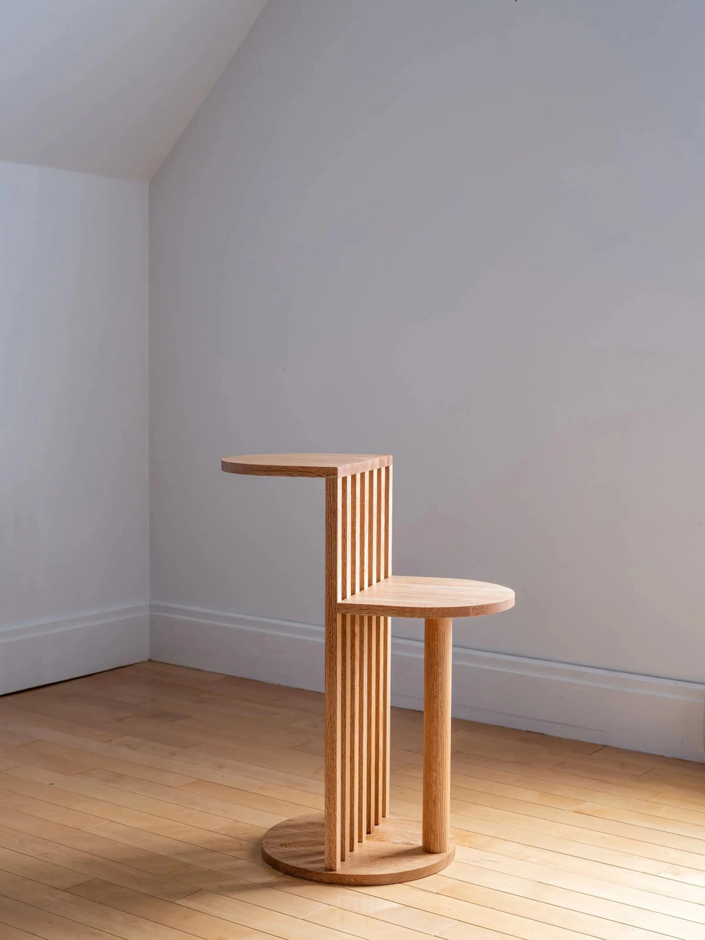 AUBE Side Table