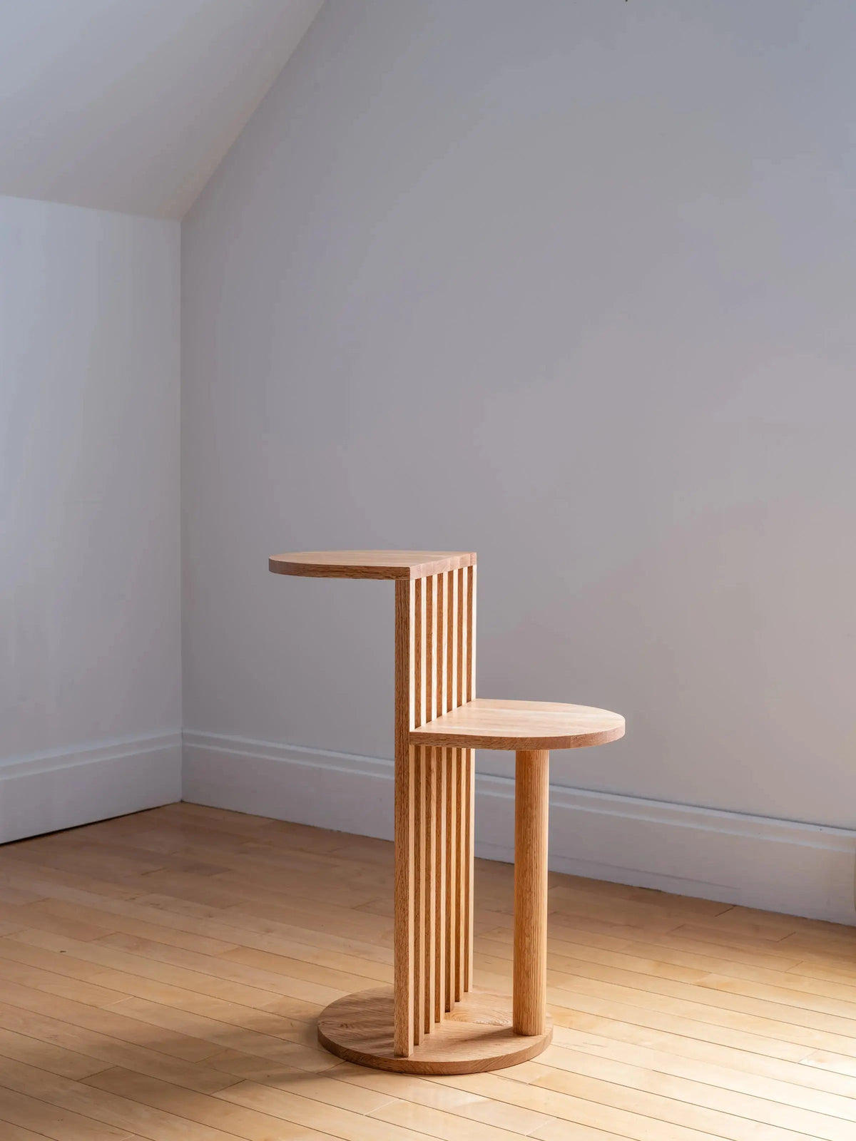 AUBE Side Table