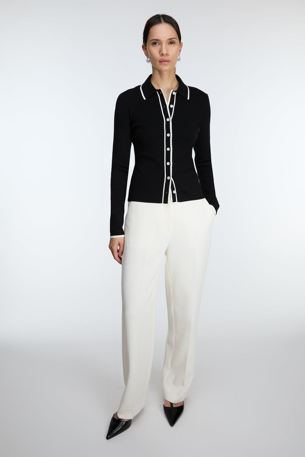 CARDIGAN À COL ET BOUTONNAGE CONTRASTÉ SUR LE DEVANT