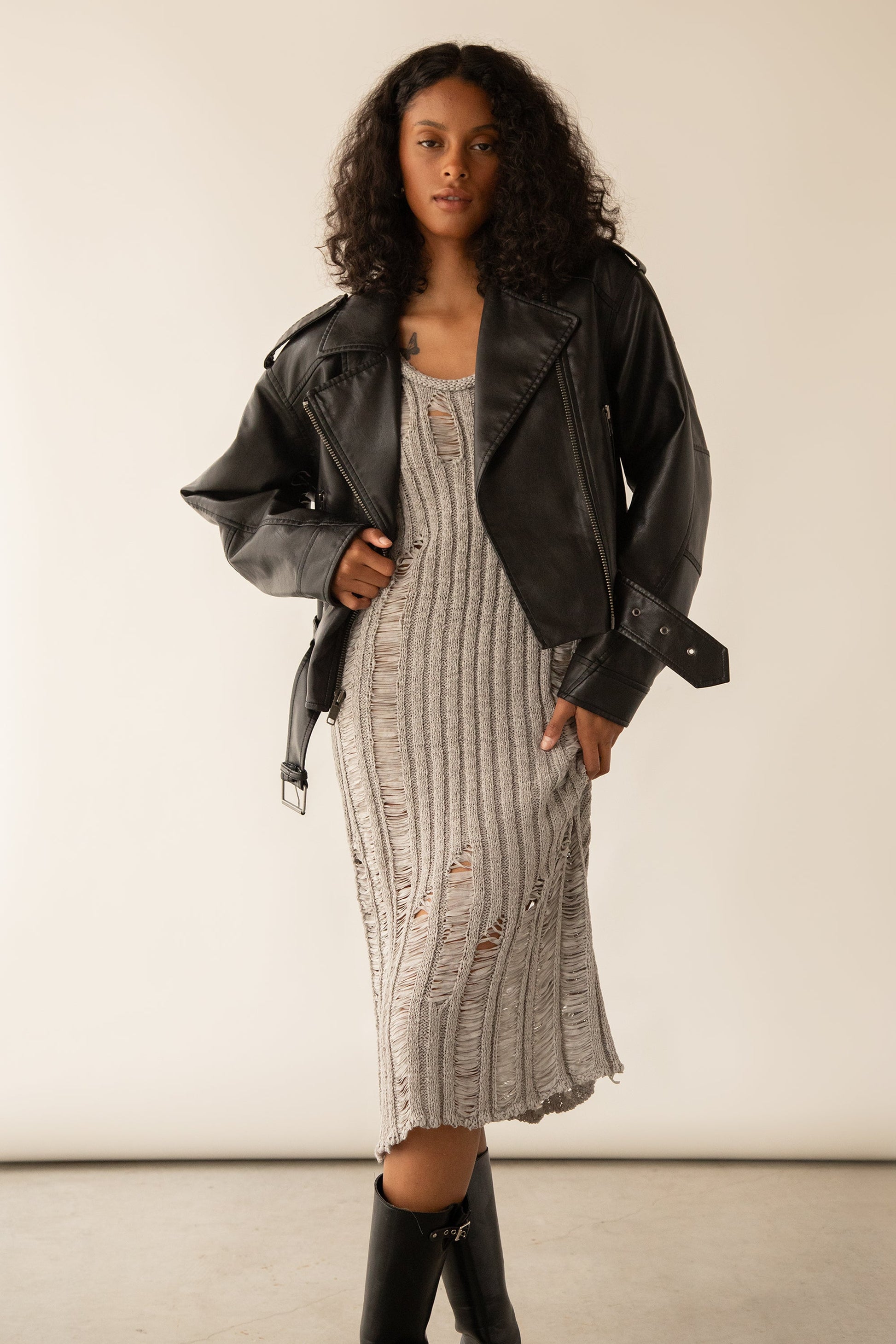 ROBE MIDI SANS MANCHES EN MAILLE CÔTELÉE À L'EFFET USÉ
